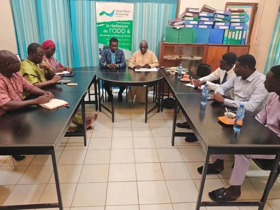 Séance de travail entre l’ACIEA et le GWP Afrique de l’Ouest dans les locaux du GWP-AO